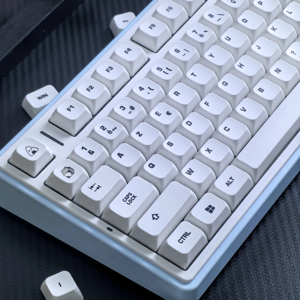 SET DE TOUCHES AZERTY | COW WHITE - AREA 404