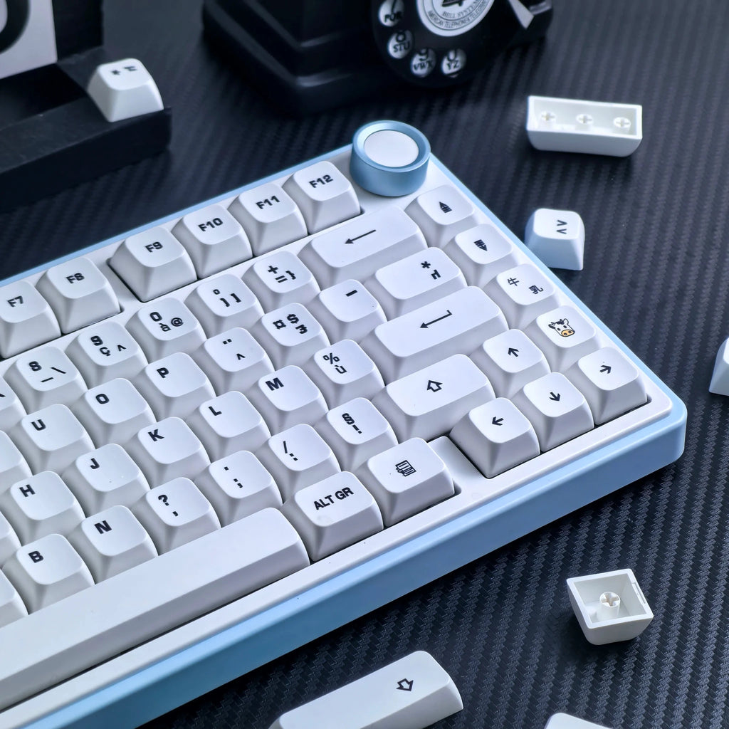 SET DE TOUCHES AZERTY | COW WHITE - AREA 404